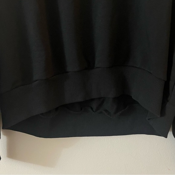 Cinq a Sept Black White TRES CHIC Sweater Crewneck Sweatshirt‎ NWT Small - Picture 8 of 16